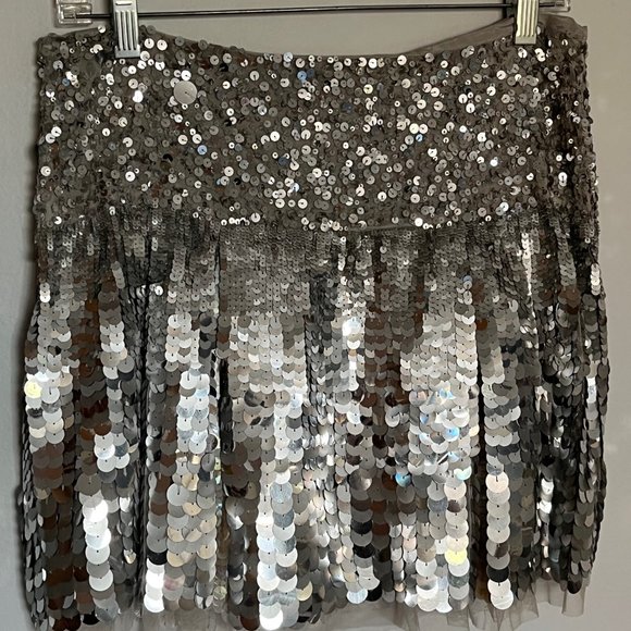 Freebird (Icelandic Designer) I Hand Embroidered Silver Sequined Mini Skirt - Picture 3 of 13